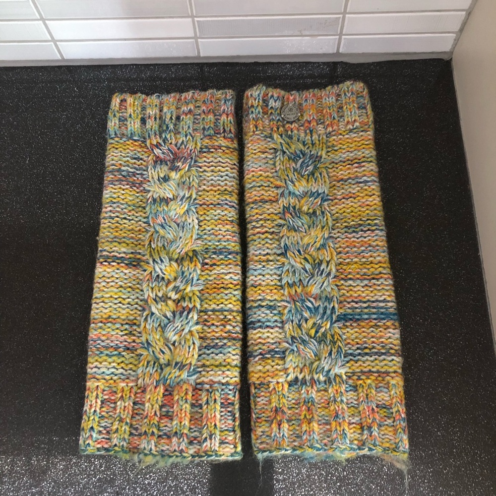 MEXX girl’s knit leg warmers